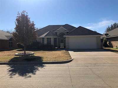 7454 Brittany Place Fort Worth, TX 76137