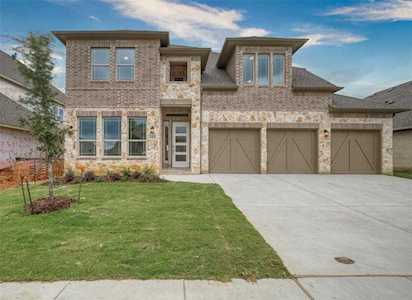 1103 Alderwood Drive Justin, TX 76247