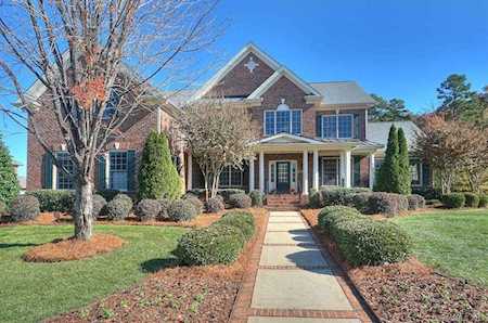 712 RidgeLake Dr Matthews, NC 28104