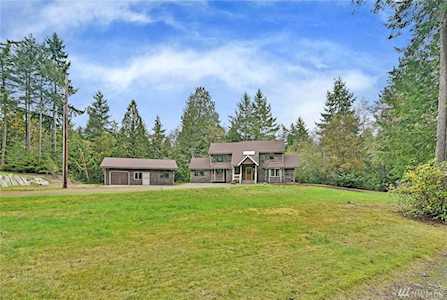 2040 Ptarmigan Lane NW Poulsbo, WA 98370