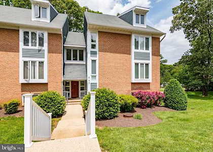 640 Oakland Hills Dr #B2 Arnold, MD 21012