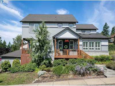 2512 W 10th St Washougal, WA 98671