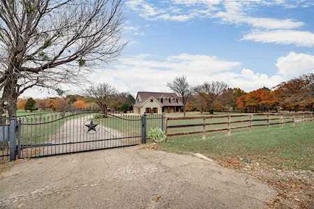 4 Hickory Crossing Lane Argyle, TX 76226