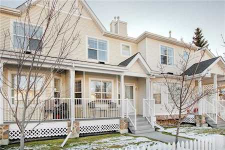 19 Country Village Landing NE Calgary, AB T3K 5K1