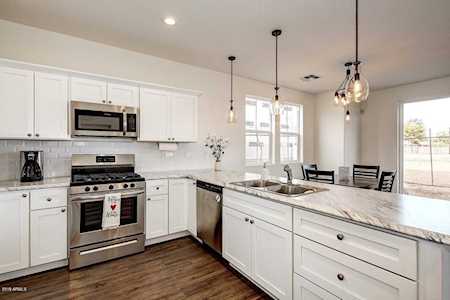 3218 W Glendale Avenue #28 Phoenix, AZ 85051
