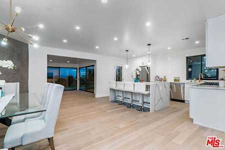 7034 Middlesbury Ridge Circle West Hills, CA 91307