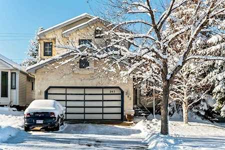 243 Macewan Drive NW Calgary, AB T3K 3Z8