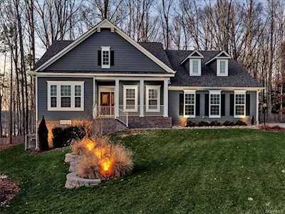 15618 Hidden Falls Dr Moseley, VA 23120