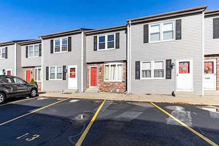 300 York AV, Unit#5 #5 Pawtucket, RI 02860