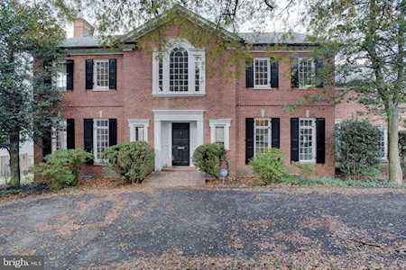4661 Hawthorne Ln NW Washington, DC 20016
