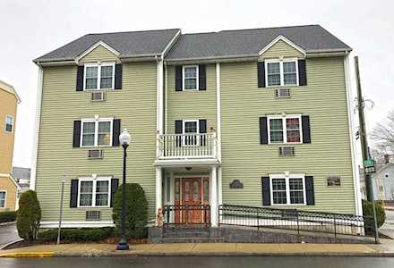 26 North Main Street #4 Mansfield, MA 02048