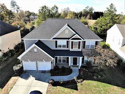 8337 Burgundy Ridge Dr Harrisburg, NC 28075