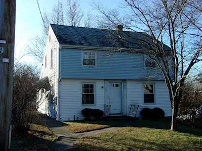 48 Aldrich St Webster, MA 01570