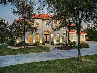 9192 Preston Road Denison, TX 75020