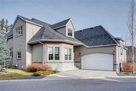1359 69 Street SW #8 Calgary, AB T3H 3W8