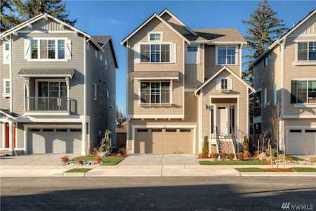 1305 141st Place SW #34 Lynnwood, WA 98087