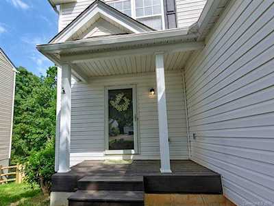 6137 Hidden Meadow Ln Charlotte, NC 28269