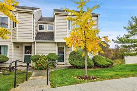 208 Eagles Ridge Rd Southeast, NY 10509