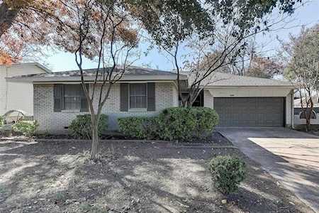 2612 Lakeland Drive Dallas, TX 75228