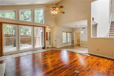 8121 Forest Mesa Dr Austin, TX 78759