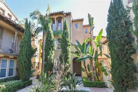 104 Tall Oak Irvine, CA 92603