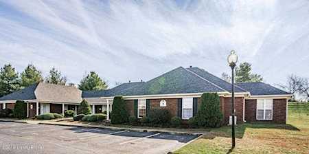 8450 Aspen Glen Way Louisville, KY 40228