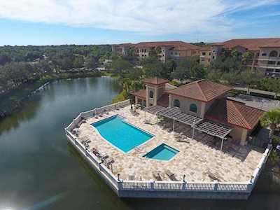 7804 Lake Vista Court #302 Lakewood Ranch, FL 34202