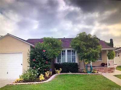 2148 Stearnlee Avenue Long Beach, CA 90815