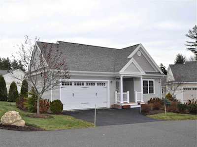 38 Forest Ln Brentwood, NH 03833
