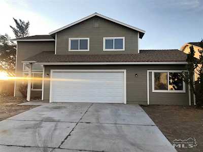 101 Double Eagle Dr Fernley, NV 89408-9345