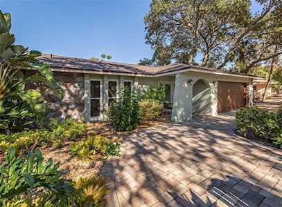 5475 Shadow Lawn Drive Sarasota, FL 34242