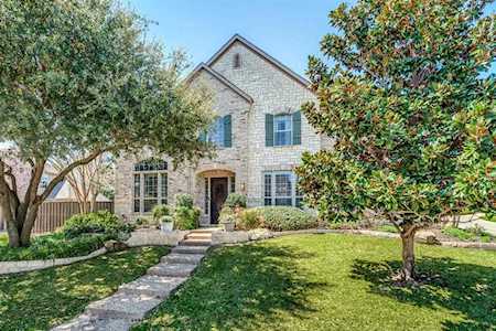 400 Parkwood Court Southlake, TX 76092