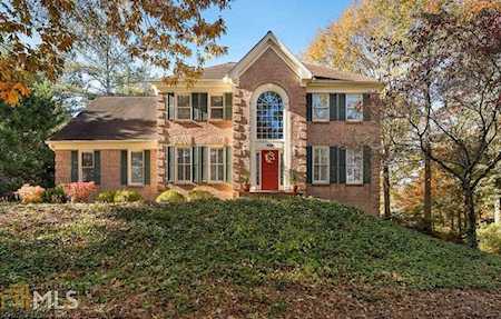 2401 Meadow Grove Way Lilburn, GA 30047