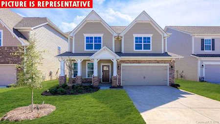 112 E American Dr Mooresville, NC 28115