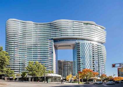 89 Nelson Street #1408 Vancouver, BC V3J 1S7