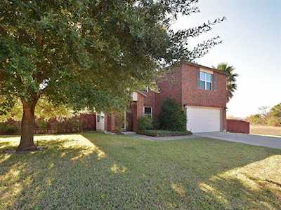 201 Pimlico Kyle, TX 78640