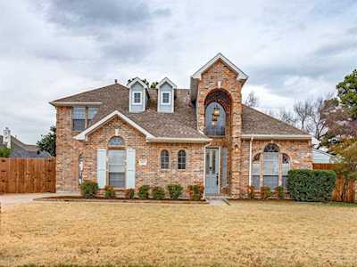 3217 Clear Fork Drive Hurst, TX 76054
