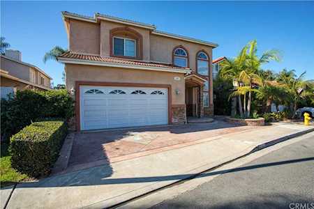 137 The Masters Circle Costa Mesa, CA 92627