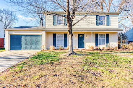 9113 Kenlock Dr Louisville, KY 40242