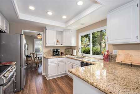 10 Holly Hill Lane Laguna Hills, CA 92653