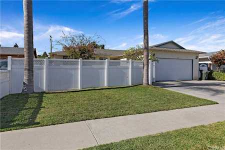 2161 Meyer Place Costa Mesa, CA 92627