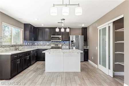 6020 Thornton St North Las Vegas, NV 89081