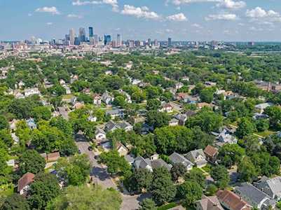 418 Russell Avenue N Minneapolis, MN 55405