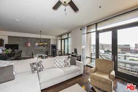 1111 S Grand Avenue #1212 Los Angeles, CA 90015