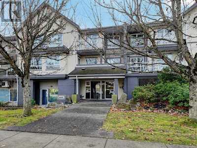 212-2245 James White Blvd Sidney, BC V8L1Z5