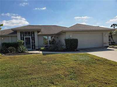 2230 E Village Circle Venice, FL 34293