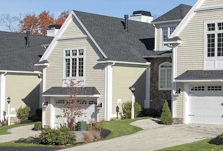 4 Crenshaw Lane #16-2 Andover, MA 01810