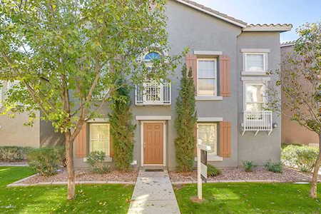 5718 S 21st Terrace Phoenix, AZ 85040