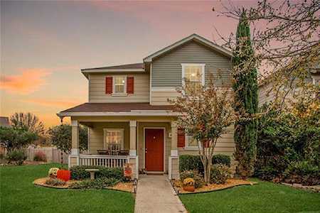 1825 Kirby Kyle, TX 78640