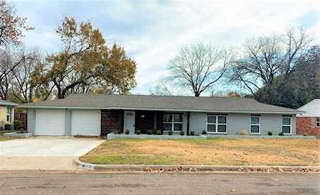 3812 Scranton Drive Richland Hills, TX 76118
